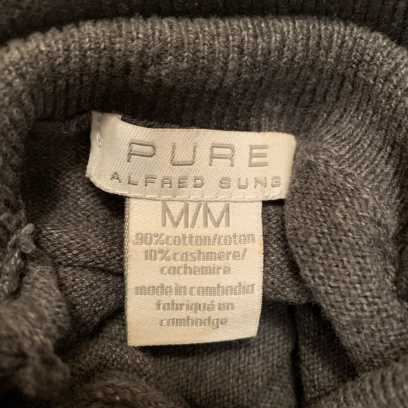 Grey Turtleneck Sweater - Picture 3 of 3